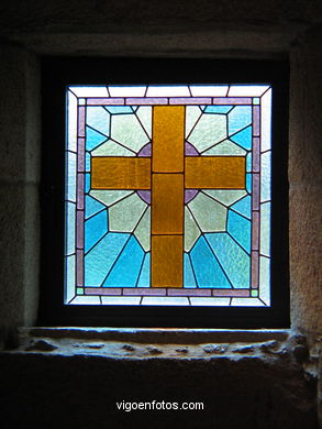 Iglesia de San Cristobal de Candeán (CALLE GOLETA)
- (Ver mapa).