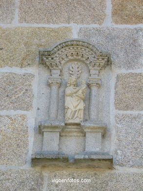 Iglesia de San Andrés de Comesaña (CTRA MATAMA PAZO).