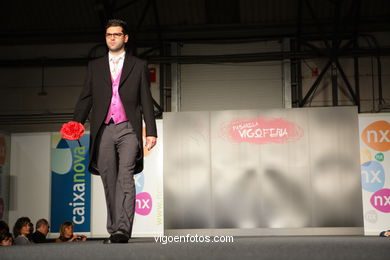 Trajes de novios 2009. Bodas y vestidos de novia.