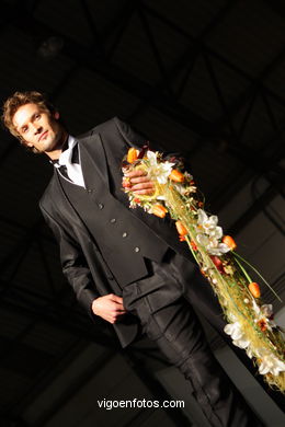 Trajes de novios 2009. Bodas y vestidos de novia.