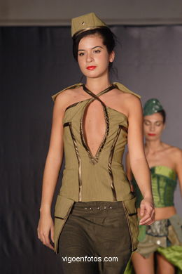 Chaglayan Cep - Sandra Gim�nez
(Runway Fashion of young fashion designer 2005)
. 