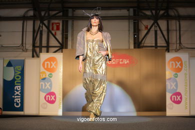 Yvonne Lopez Poblacion. Pasarela de J�venes Dise�adores 2008 - Vigoferia. 