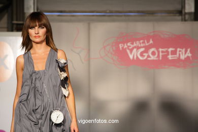 Mara Indio. Pasarela de Jóvenes Diseñadores 2008 - Vigoferia.