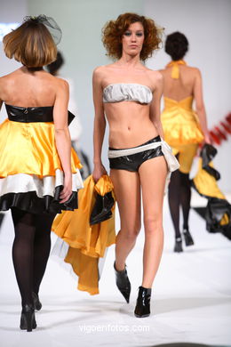 Astrid Estevez González. Pasarela Tesoira 2006 de Nuevos Creadores de Moda. Centro Cultural Caixanova. Vigo..