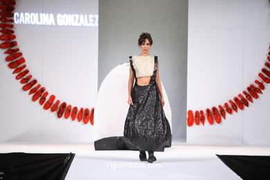 Carolina Gonz�lez Garc�a. Tesoira 2006. Fashion Designers. 