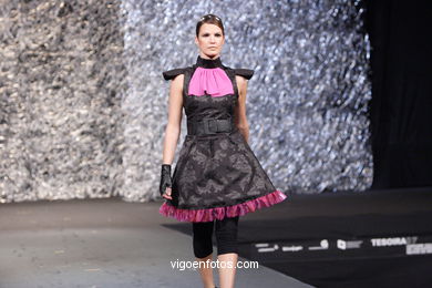 Mauro Mendui�a Soto. Pasarela de moda Tesoira 2007. 