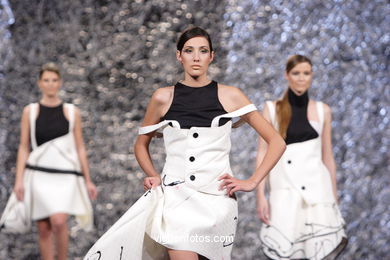 Mariana Luc�a Girola Iglesias. Runway Fashion of young designer 2007. Tesoira 2007. 