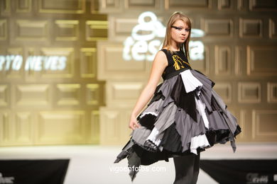 Alberto Neves G�mez. Pasarela de moda Tesoira 2008. 