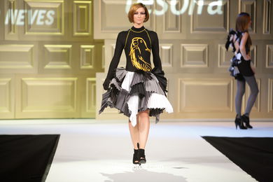 Alberto Neves G�mez. Pasarela de moda Tesoira 2008. 