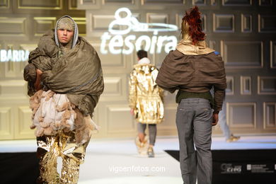 Marcos Barra Rodr�guez. Pasarela de moda Tesoira 2008. 
