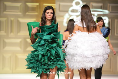 Eva Soto Conde. Pasarela de moda Tesoira 2008.