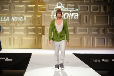 Olalla Novoa Seisdedos. Pasarela de moda Tesoira 2008.
