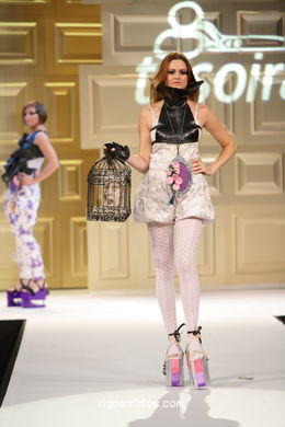 M�nica Bast�n Paz. Pasarela de moda Tesoira 2008. 