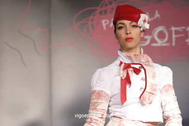 Hermelinda Carrillo. Runway Fashion of young designer 2007.