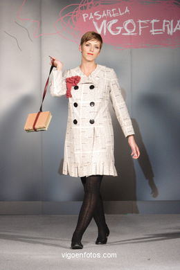 Nahia Iriarte Ozkariz - Collection: Curso Del 43 - Young Fashion Designers Awards ceremony 2007. Vigo (Spain). Vigoferia.