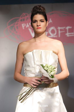 Yoli Conde Y Patri Sousa. Runway Fashion of young designer 2007. 