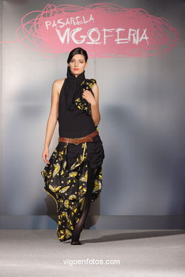 Grupo: Atelier Des Mille Collines . Runway Fashion of young designer 2007. 
