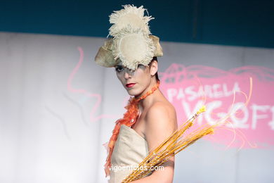 Noemi Gonzalez. Runway Fashion of young designer 2007. 