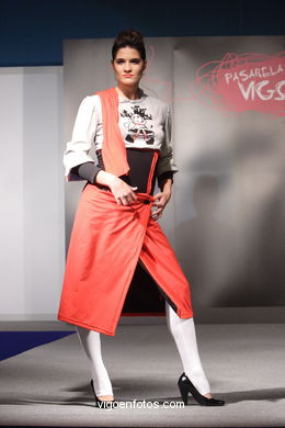Alberto Neves - Colección: Electrovictorianas - Pasarela de Moda de Jóvenes Diseñadores 2007. Vigo. Vigoferia.