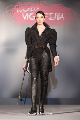 Areli Egía - Colección: Metamorfosis - Pasarela de Moda de Jóvenes Diseñadores 2007. Vigo. Vigoferia.