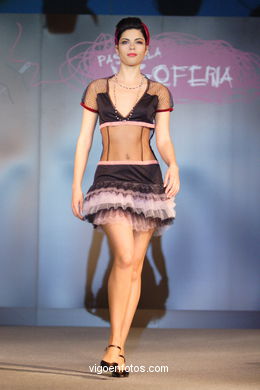 Ione Martinez. Pasarela de J�venes Dise�adores 2007. 