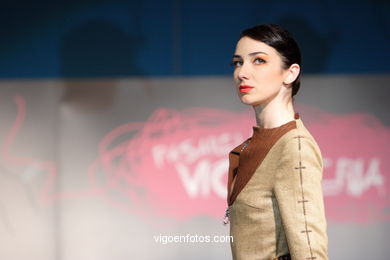 Grupo: Chihuahua . Runway Fashion of young designer 2007.