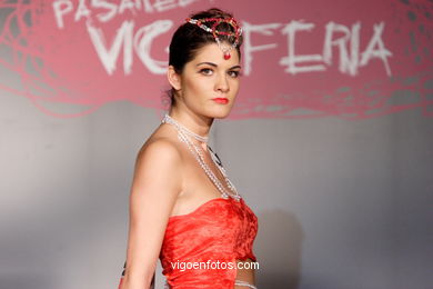 Maria Jesus Cuevas - Collection: Sensaciones - Young Fashion Designers Awards ceremony 2007. Vigo (Spain). Vigoferia.