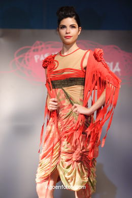 Elisabet Bonet. Runway Fashion of young designer 2007. 