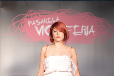Elisabet Bonet - Colección: El Silencio De La Poesia Pictorica - Pasarela de Moda de Jóvenes Diseñadores 2007. Vigo. Vigoferia.