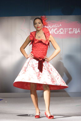 Grupo: Arimoka (Araceli y Mónica Filgueira Piñeiro) - Collection: Lo Que El Viento Se Llevo - Young Fashion Designers Awards ceremony 2007. Vigo (Spain). Vigoferia.