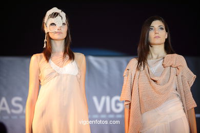 Eva Inda Asnariz - Muerte Blanca. Runway Fashion of young fashion designer. Vigoferia 2006 - Spain. 