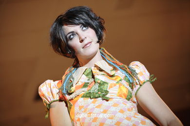 Berna Diaz
(Runway Fashion of young designer 2006)
. 