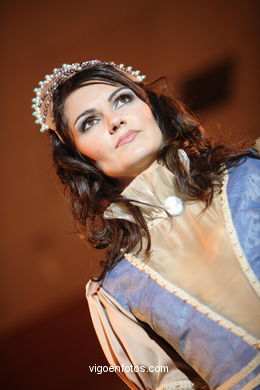 María Jesús Cuevas - Sangre Real. Runway Fashion of young fashion designer. Vigoferia 2006 - Spain.