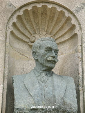 Busto del m�dico Ces�reo Corbal  - Francisco Asorey Gonz�lez. 