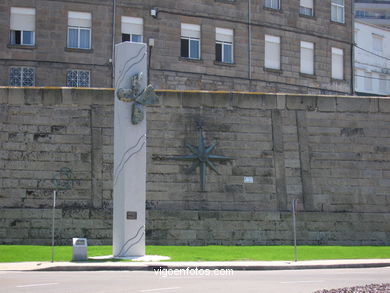 Monumento a los marineros muertos en el mar . (2007)
- (Map location).