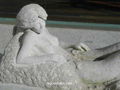 Sirena  - Sergio Portela. (2000)
-  (Map location). 