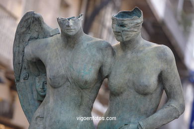 Sculptures of Igor Mitoraj. Arte in the street. Noviembre of 2006. Calles of Vigo..