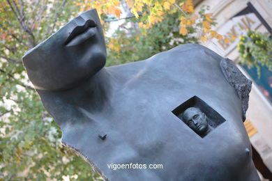 Sculptures of Igor Mitoraj
(Arte in the street: Igor Mitoraj (2006))
. 
