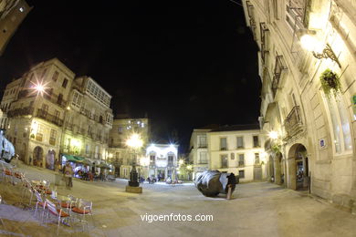 Sculptures of Igor Mitoraj. Arte in the street. Noviembre of 2006. Calles of Vigo..