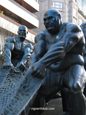 Monument to Work
(Ramon Conde (1991))

-  (Map location). 