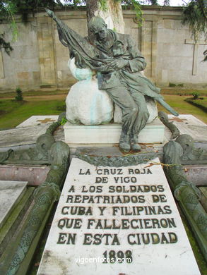 Monument of the Cruz Roja to the Repatriated soldiers of Cuba and the Philippines died in Vigo- Francisco Asorey Gonz�lez. (1907). Cementery of Pereir�.
-  (Map location). 