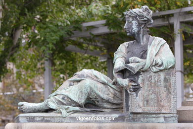 Monumento a Elduayen
(Agust�n Querol (s.XIX))

-  Mapa. 
