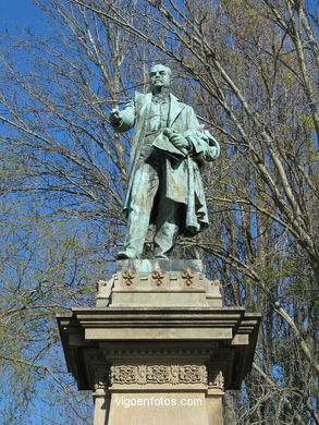 Monument to Jos� of Elduayen - Agust�n Querol y Subirats. (1896). Vigo
-  (Map location). 