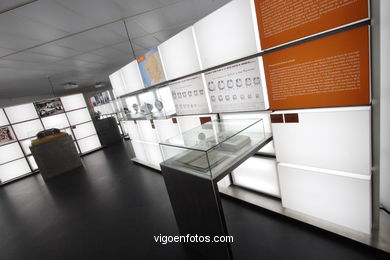 Exhibition halls
(Fundaci�n Pedro Barri� de la Maza)
. 