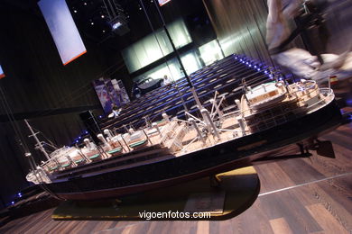 Sala polivalente - Fundaci�n Pedro Barri� de la Maza - Sede de Vigo. 