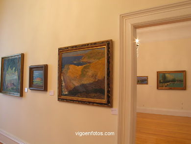 Galleries of Museum Qui�ones de Le�n. 
