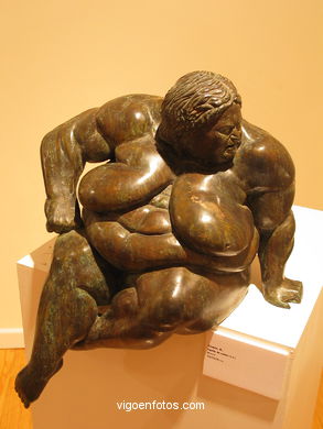 Salas de Arte Gallego - Qui�ones de Le�n. 