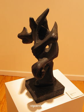 Salas de Arte Gallego - Qui�ones de Le�n. 