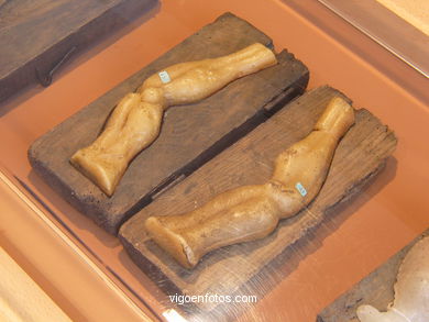 Wood carving
(Ethnographic liste museum)
. 