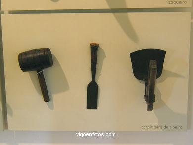 Utensils of the offices.